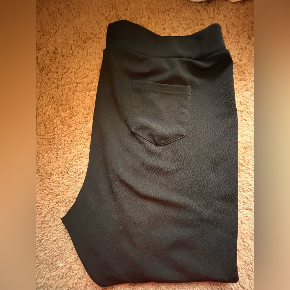 Black Shein Dress Pants. Leggings Material. Worn 3 times. Great condition!